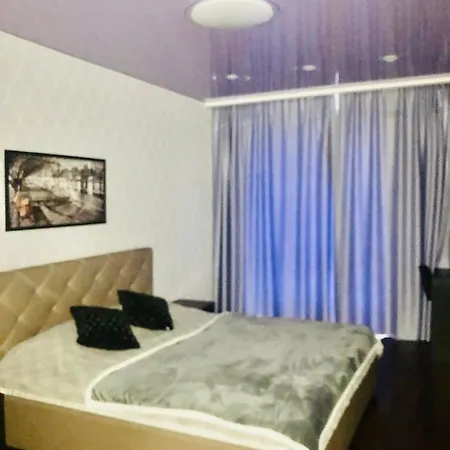 Luxury For Business & Pleasure Royal Apartment Dnipro Exterior photo